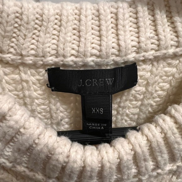 J Crew oversize sweater in size XXS - Picture 3 of 3
